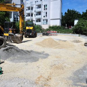 Tiefbauarbeiten an der Mobilitätsstation im Juni 2021 an der Eselsbergsteige